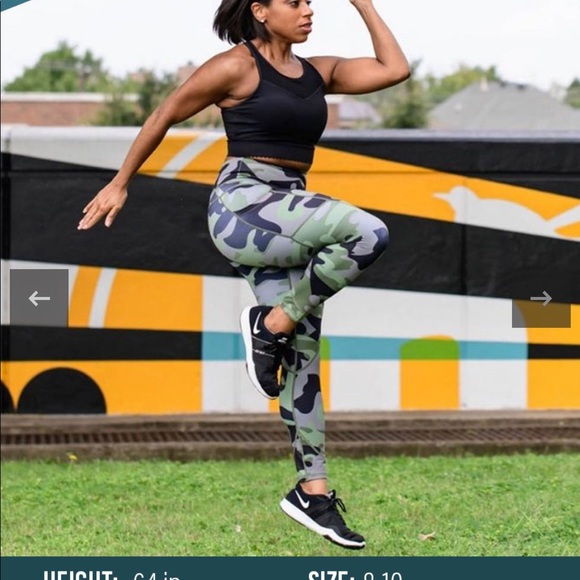 Green Camo Zyia leggings - Picture 2 of 5